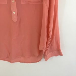 Banana Republic Tops - BANANA REPUBLIC Silk Button Up Blouse Banana Republic Tops - BANANA REPUBLIC Silk Button Up Blouse